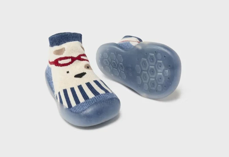 Calcetín con suela primeros pasos 9679 Mayoral